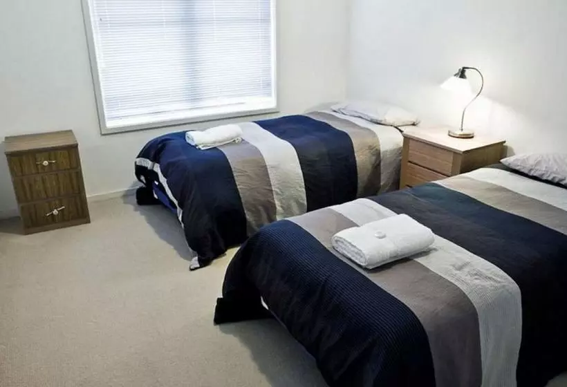 Cosmopolitan Apartments