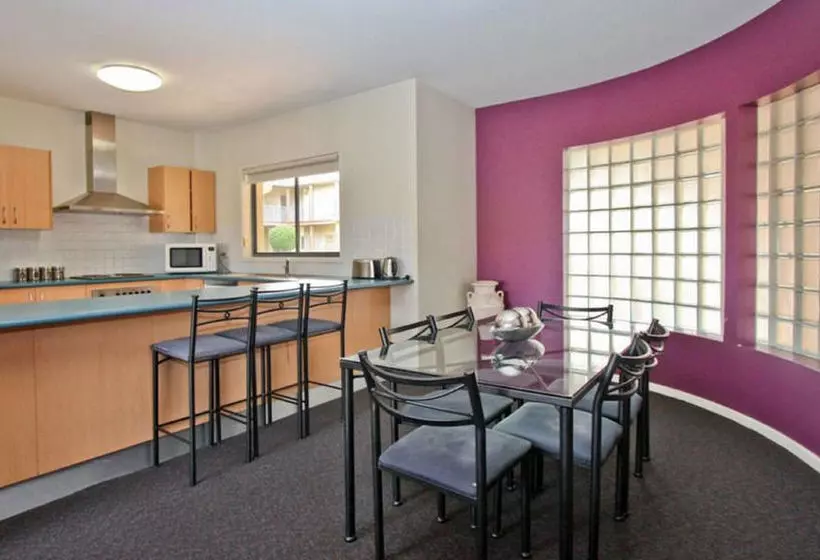 Cosmopolitan Apartments