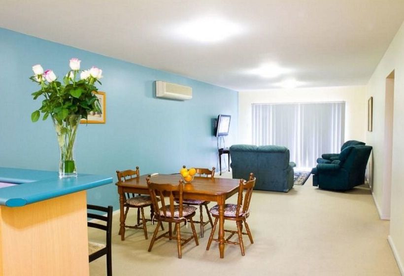 Cosmopolitan Apartments