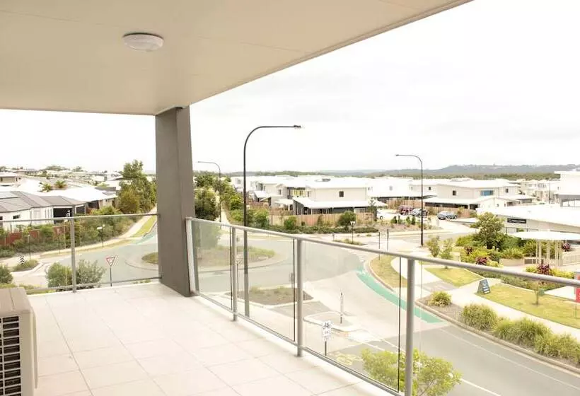 Direct Collective Breeze On Brightwater