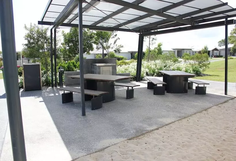 Direct Collective Breeze On Brightwater