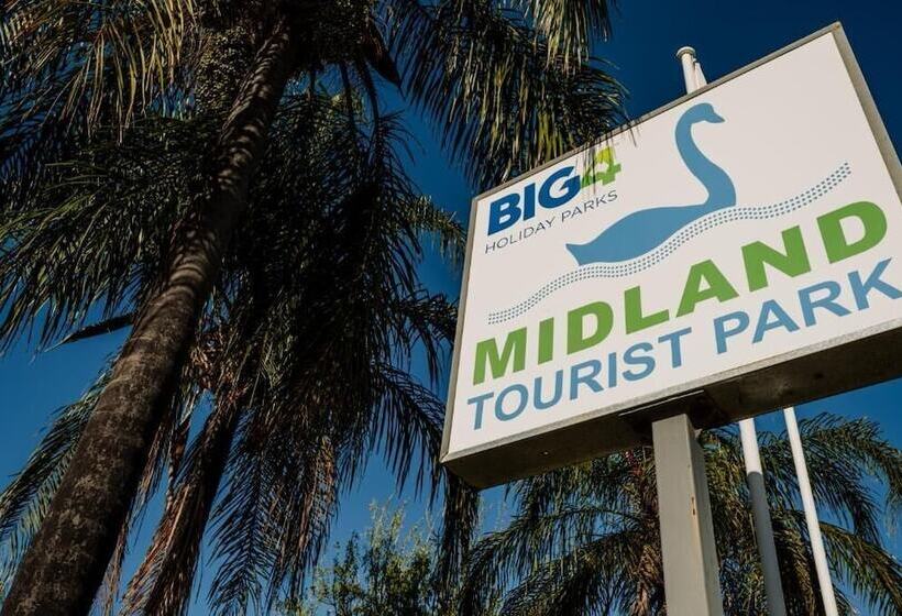 בית מלון כפרי Big4 Perth Midland Tourist Park
