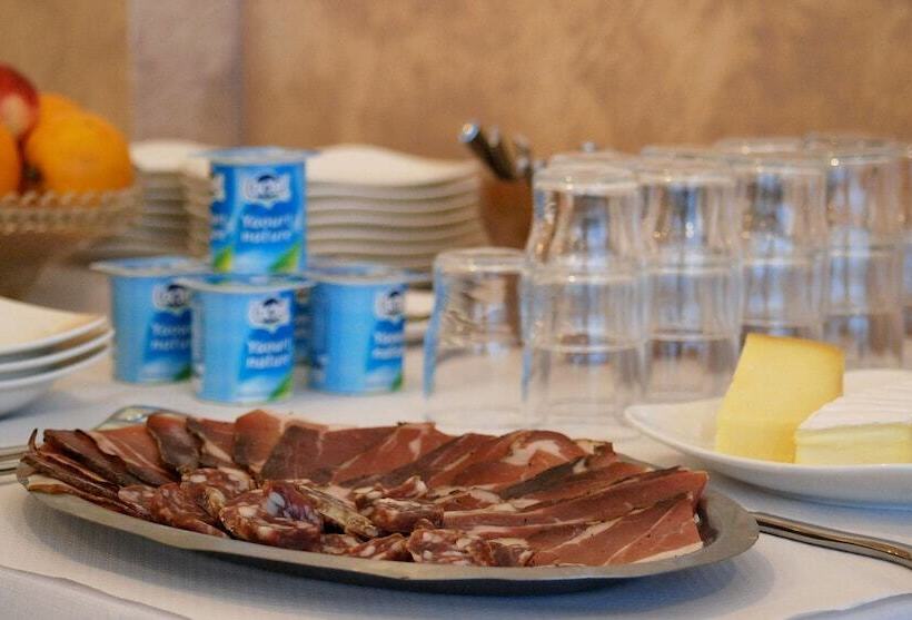 酒店 Logis Hôtel Restaurant De France