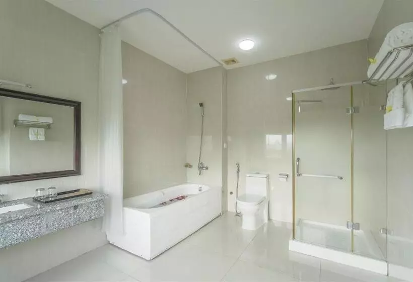 هتل Eden Plaza Danang