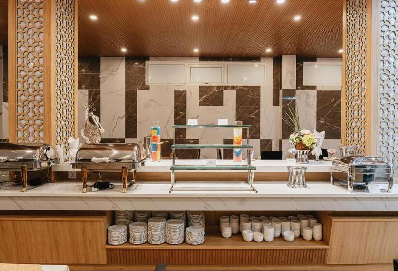 هتل Eden Plaza Danang