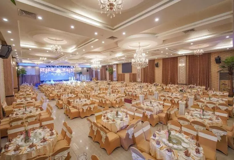 هتل Eden Plaza Danang