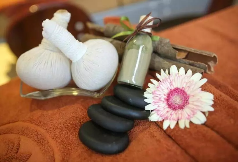 هتل Eden Plaza Danang