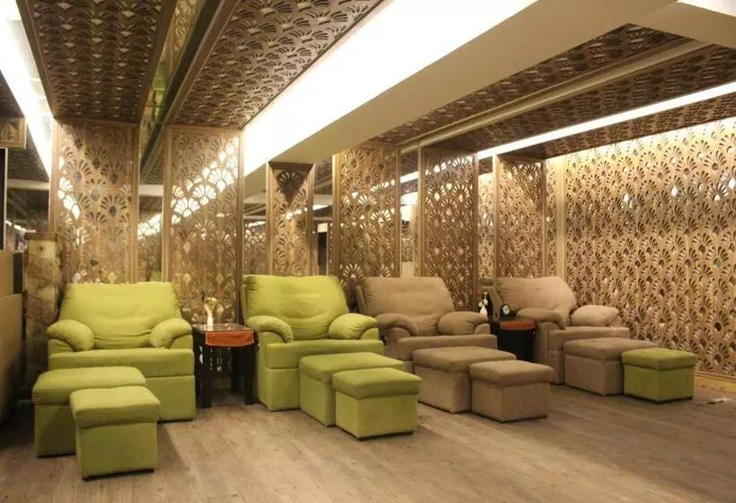 هتل Eden Plaza Danang