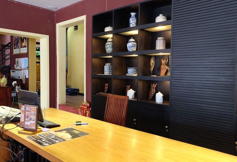 호텔 Inthira Thakhek