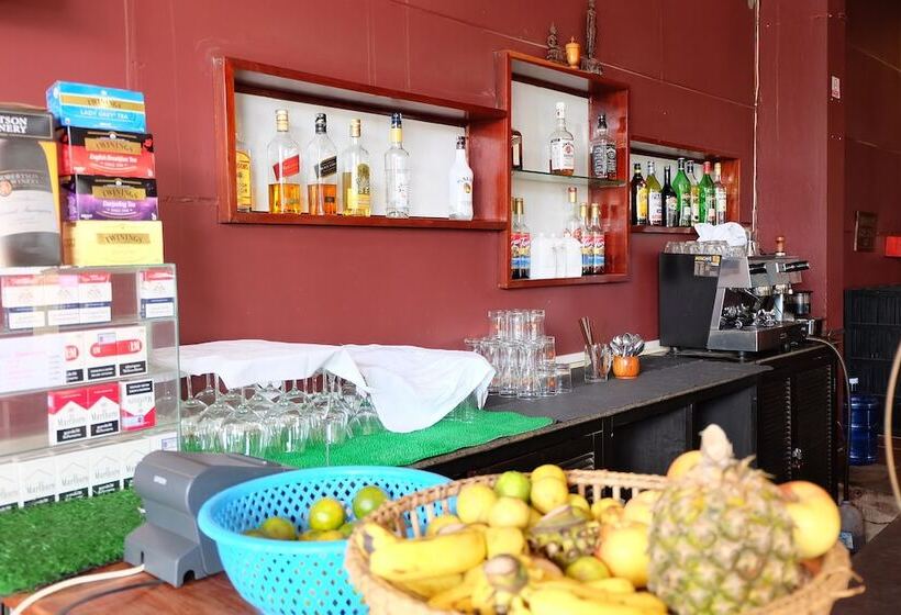 호텔 Inthira Thakhek