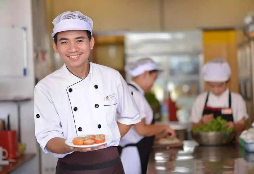 酒店 Inthira Thakhek