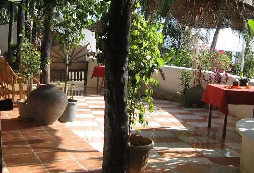 Отель Pierhouse Lodging