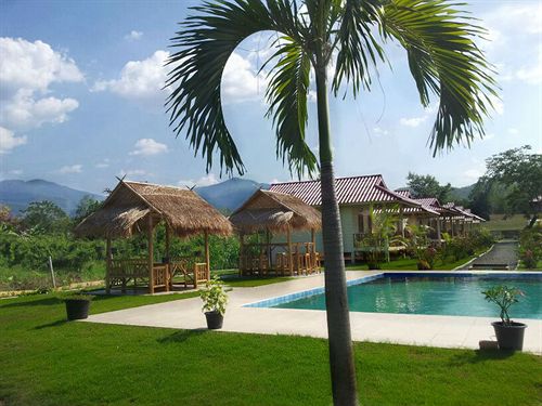 Hotel Smile Resort Chiangmai