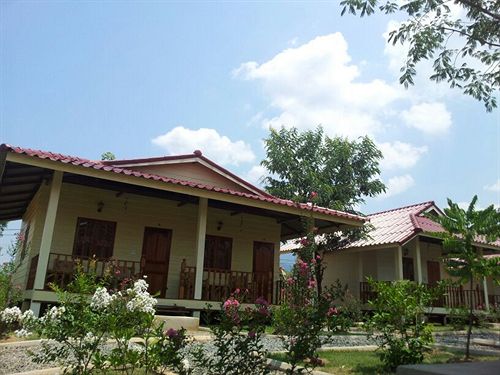 Hotel Smile Resort Chiangmai