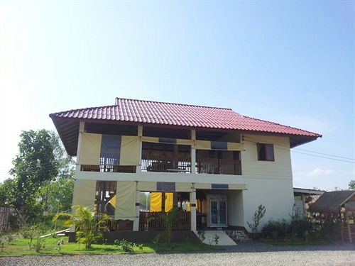 Hotel Smile Resort Chiangmai