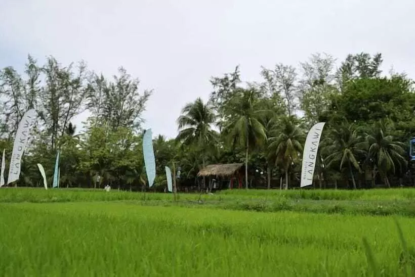 Hotelli The Gemalai Village