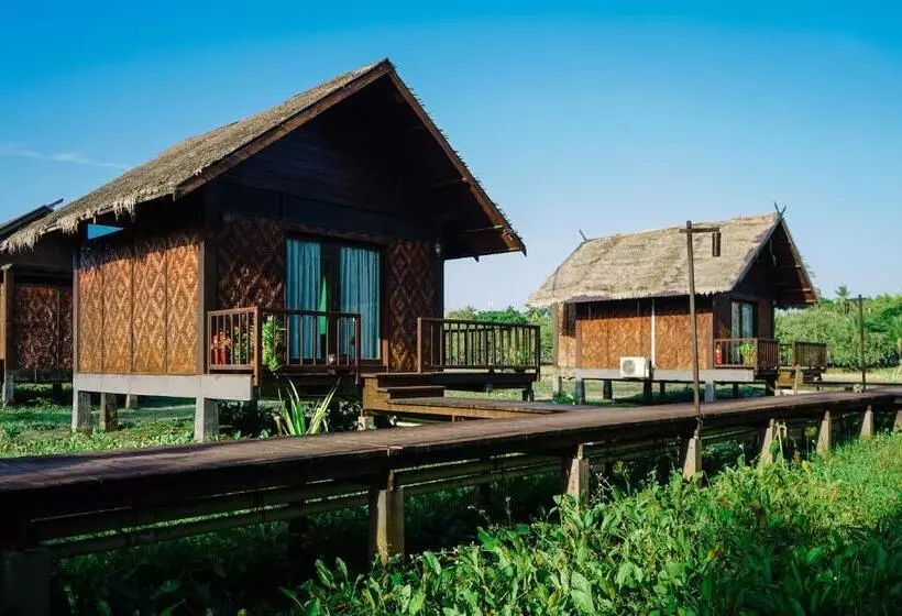 Hotelli The Gemalai Village