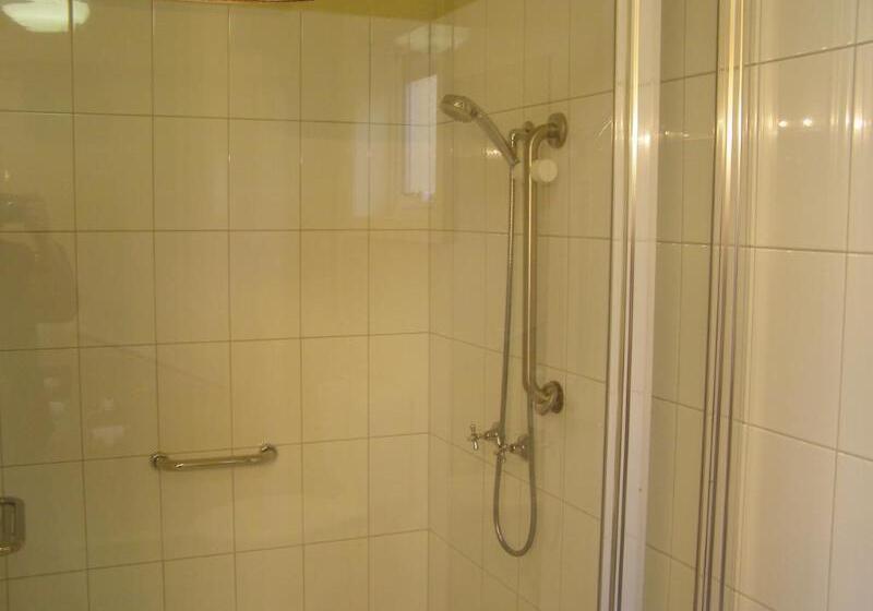 Мотель Eight Spence