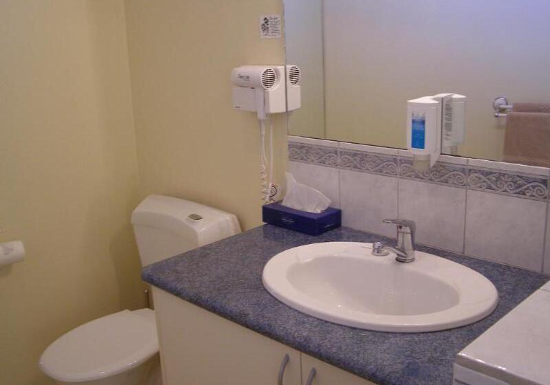 Мотель Eight Spence