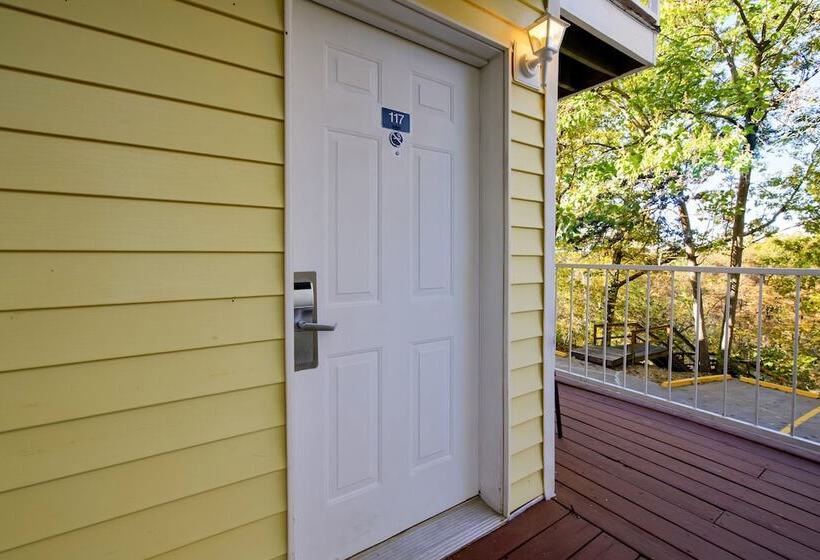 Motel O Eureka Springs Christ Of Ozark Area