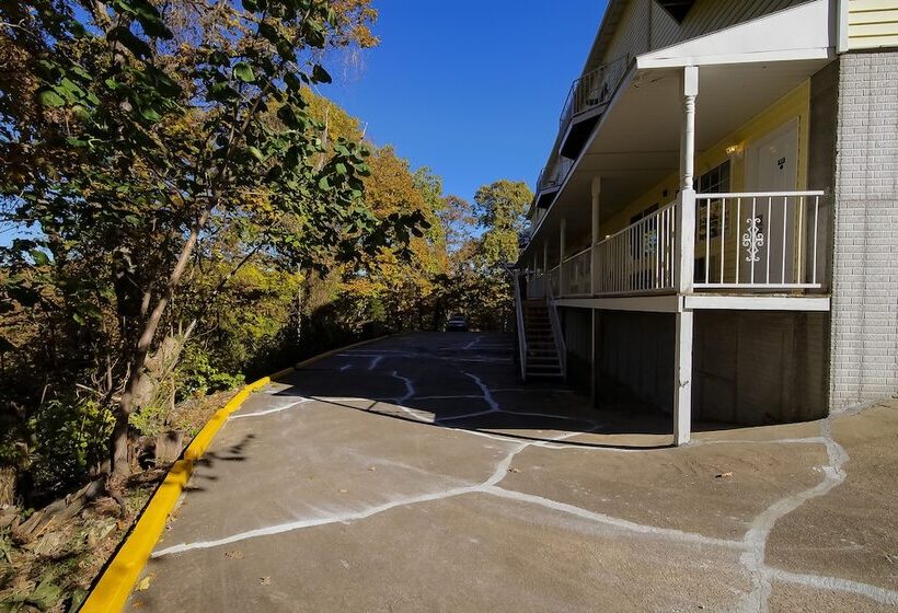 Motel O Eureka Springs Christ Of Ozark Area