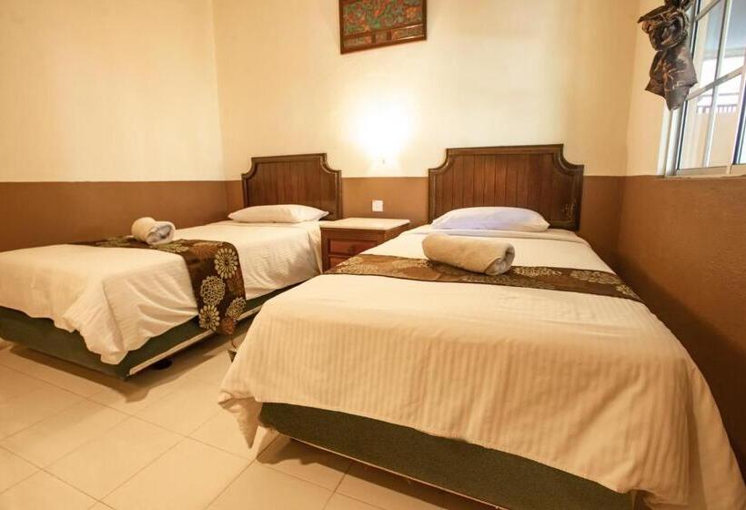 Nr Langkawi Motel