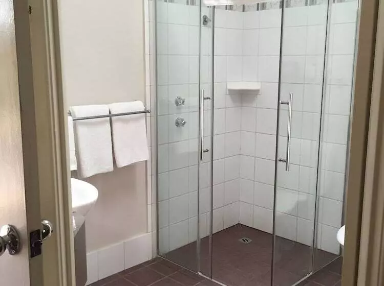 بنسيون The Noble Grape Guesthouse