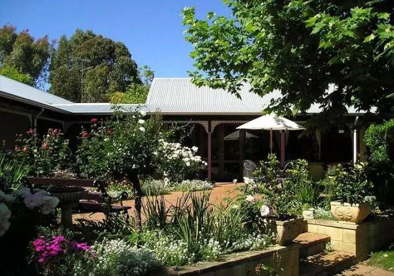 بنسيون The Noble Grape Guesthouse