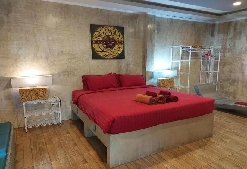 Baan Chai Thung Resort