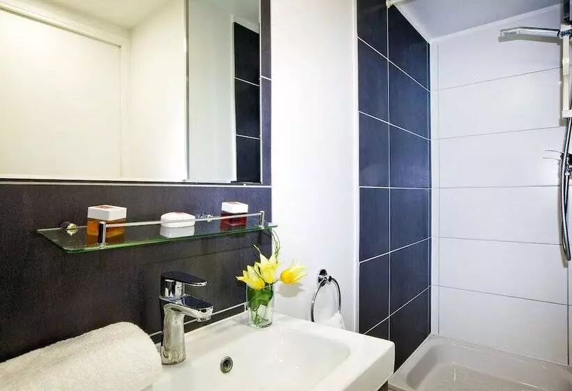 Séjours & Affaires Pantin Charles De Gaulle