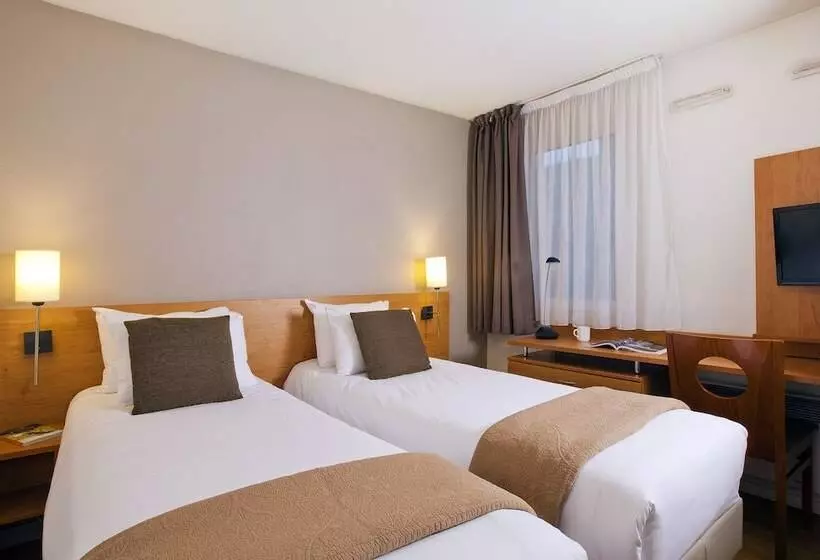 Séjours & Affaires Pantin Charles De Gaulle