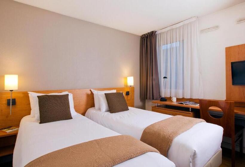 Séjours & Affaires Pantin Charles De Gaulle