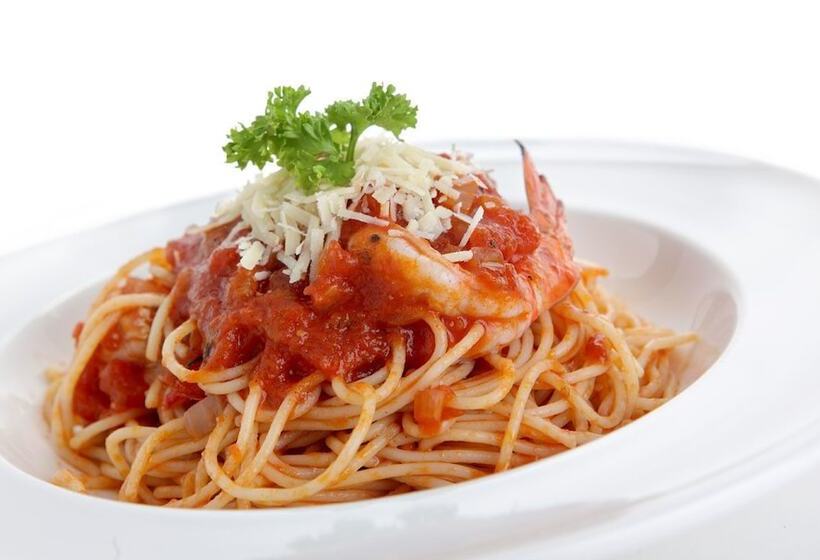 Sincere Guest House & Restaurant   Hostel