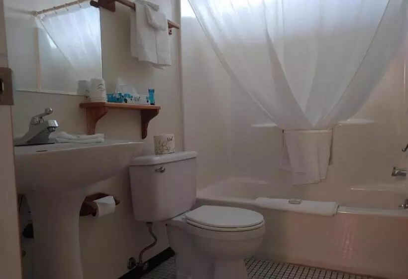 The Dublin House Motel