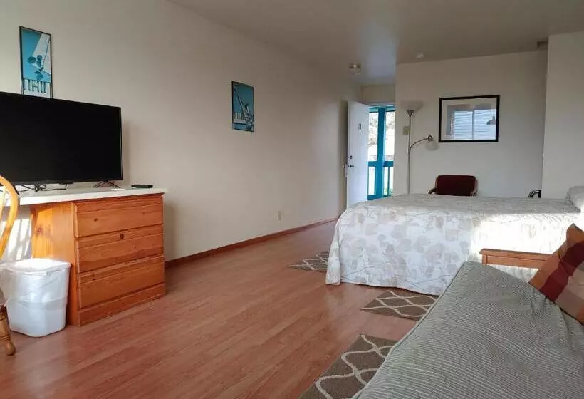 The Dublin House Motel