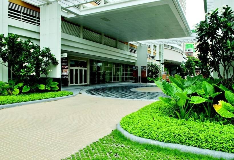 The Narathiwas Hotel & Residence Sathorn Bangkok