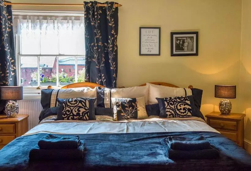 ベッドアンドブレックファースト Baldwin House