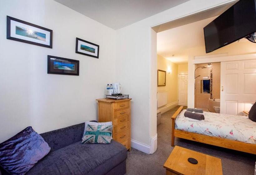 ベッドアンドブレックファースト Baldwin House