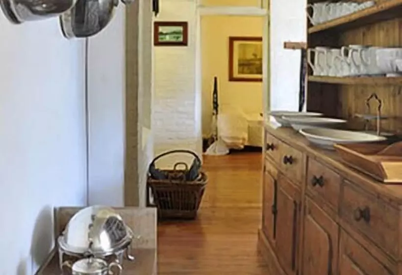 Bed and Breakfast Marlow House