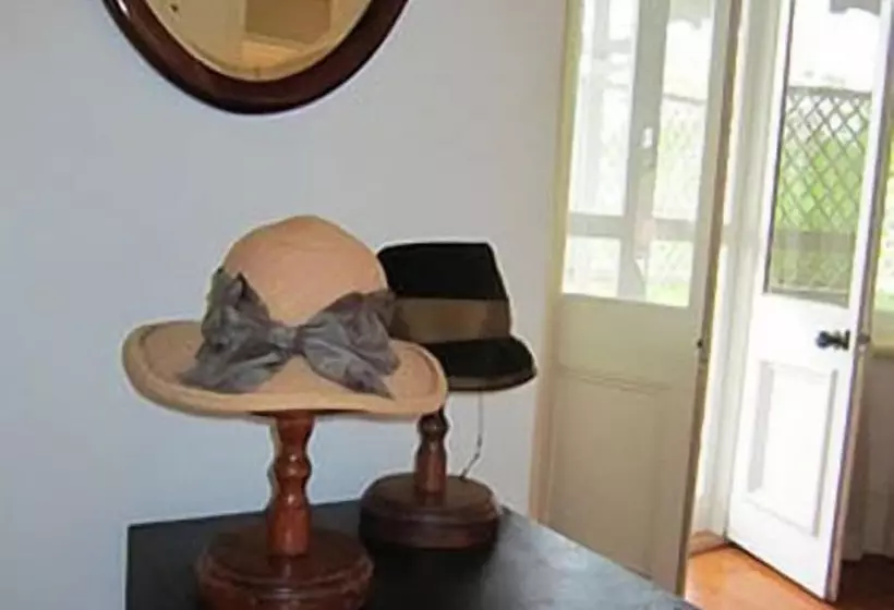 Bed and Breakfast Marlow House