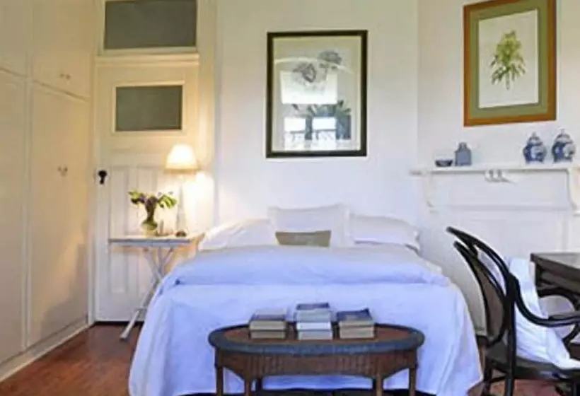 Bed and Breakfast Marlow House