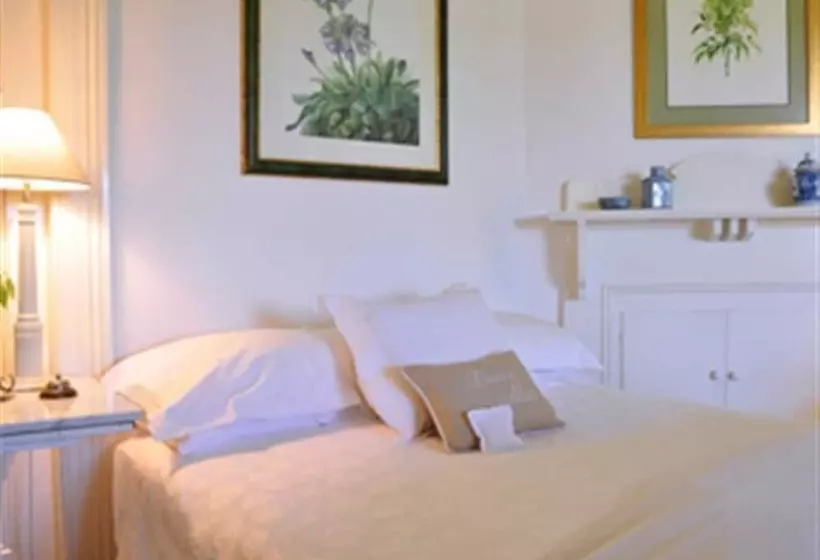 Bed and Breakfast Marlow House