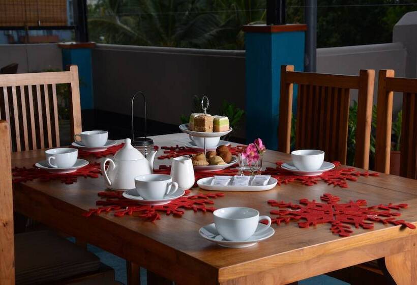 مبيت وإفطار Monsoon Suites