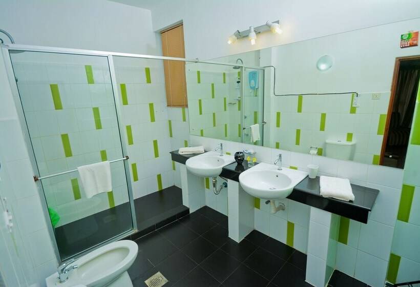 مبيت وإفطار Monsoon Suites