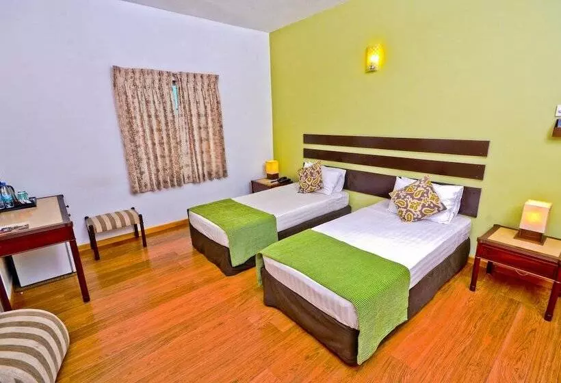 تختخواب و صبحانه Monsoon Suites