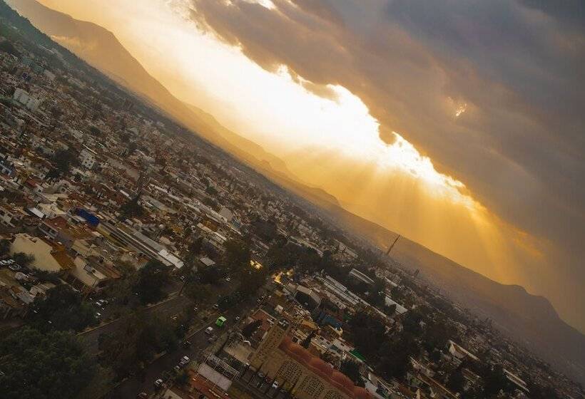 فندق Belo Grand Morelia