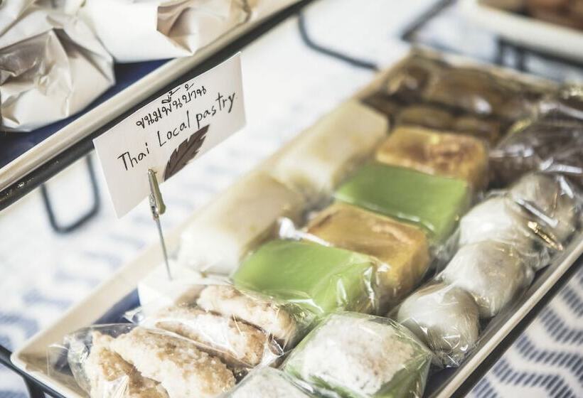 Blu Monkey Pooltara Krabi Hotel & Villas Pet Friendly