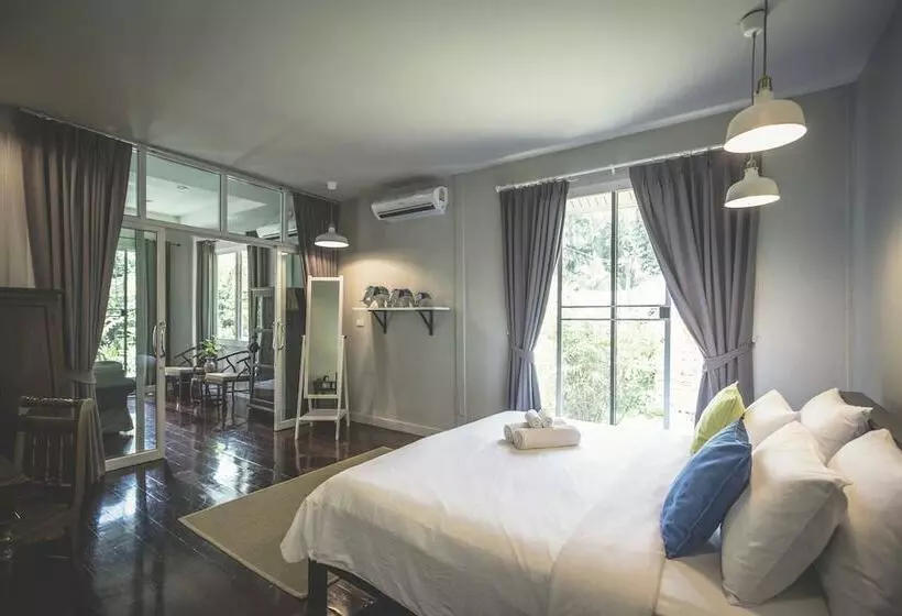 Blu Monkey Pooltara Krabi Hotel & Villas Pet Friendly