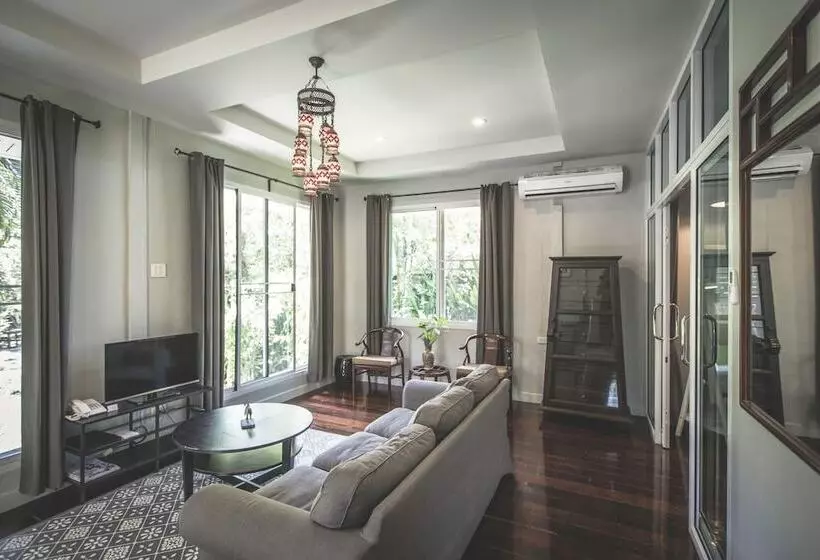 Blu Monkey Pooltara Krabi Hotel & Villas Pet Friendly