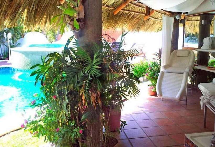 فندق Canadian Resort Huatulco